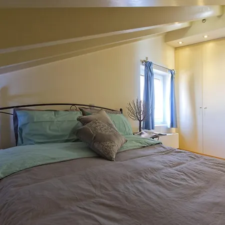 Tenedos Loft דירה